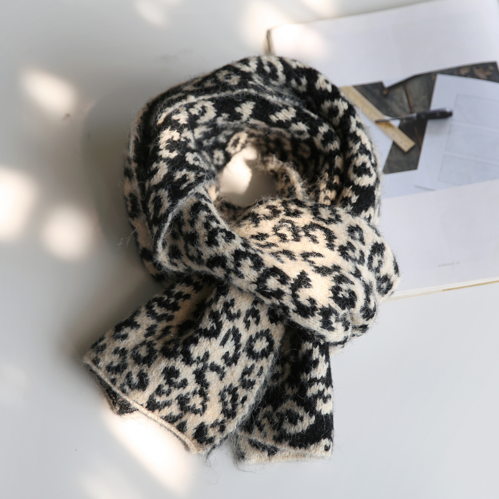 软糯羊毛混纺百搭豹纹经典针织毛线小围巾女冬季2024新款韩版保暖