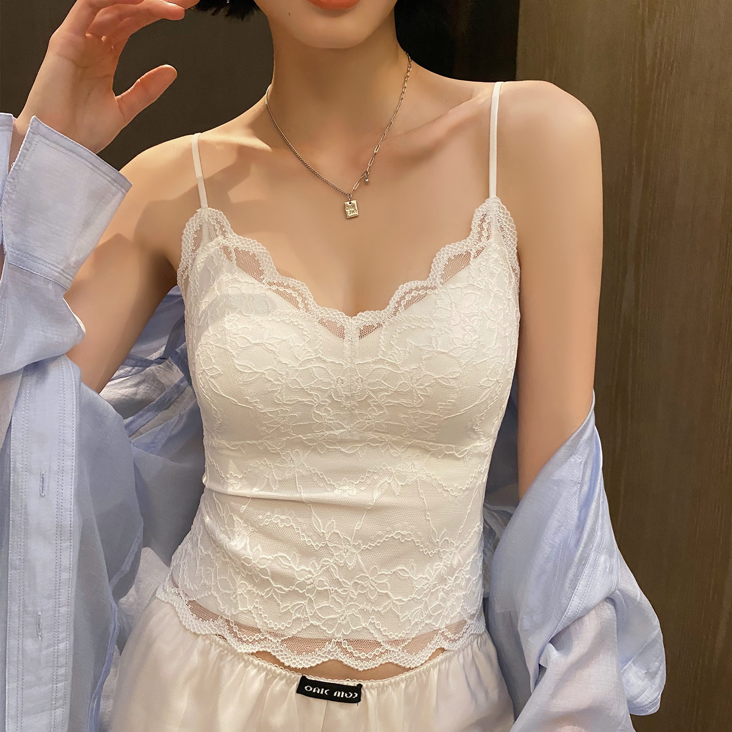 蕾丝吊带背心女夏季薄款透气带胸垫免穿文胸一体式美背细肩带内衣