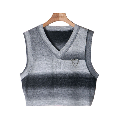 渐变V领条纹针织小背心叠穿马甲