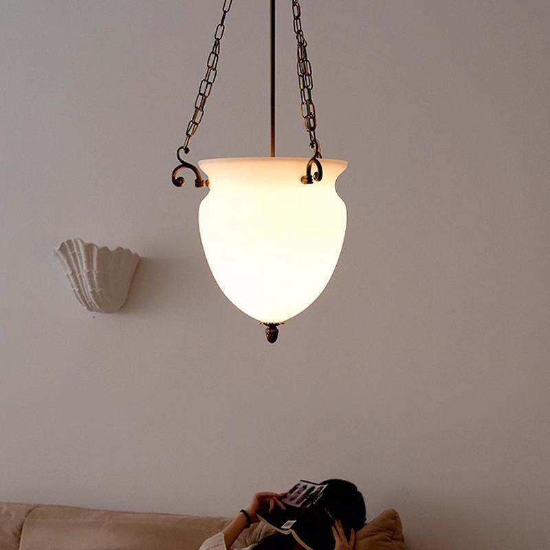 工厂直销式中古吊灯餐厅2025新款奶油吧台高级感设计师款灯饰灯具