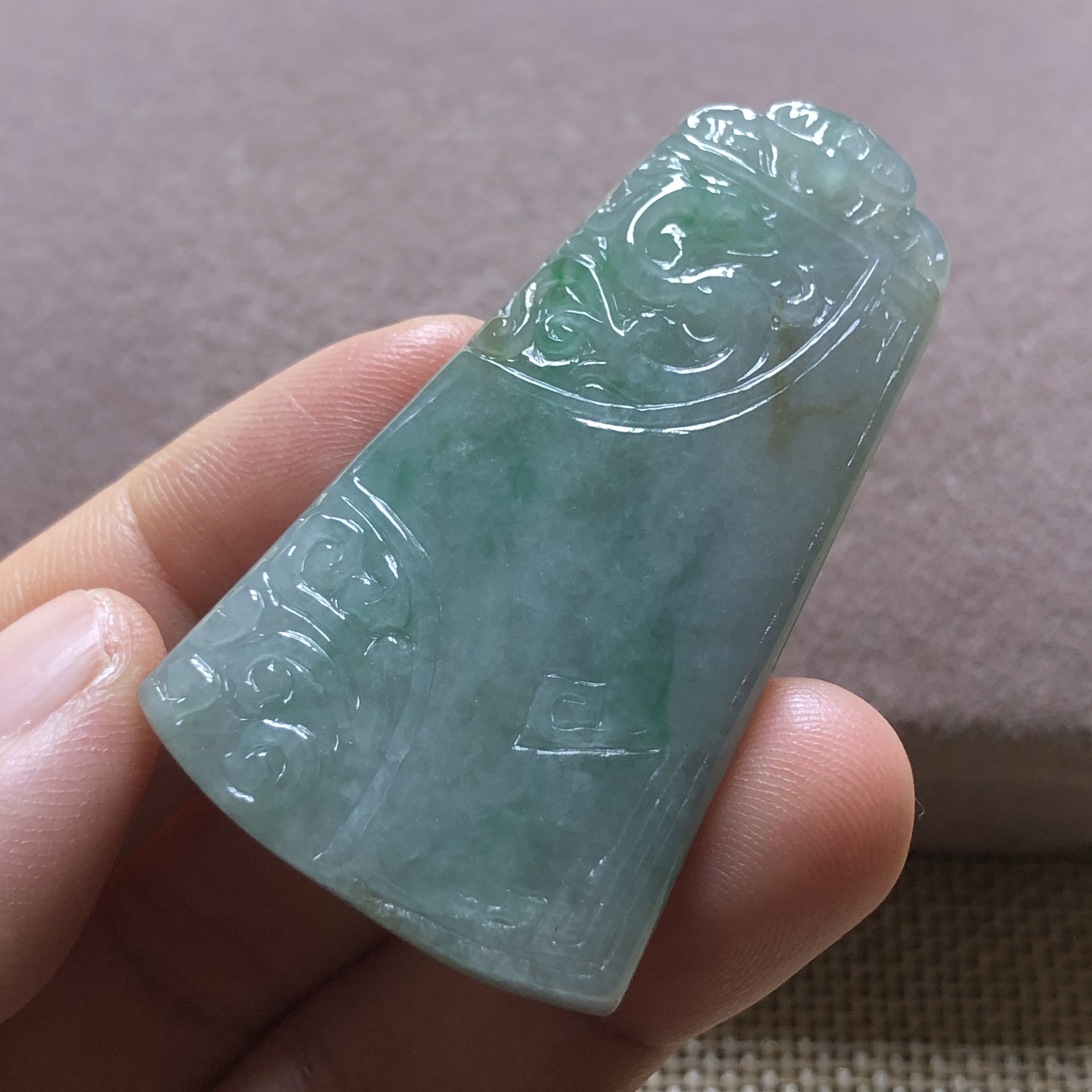 缅甸玉石A货翡翠玉雕玉器文玩冰糯种飘阳绿仿古龙玉牌挂件吊坠