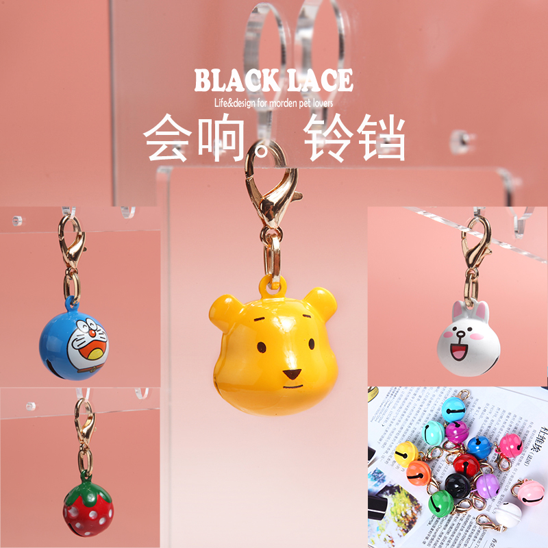 马卡龙贵宾搭配金属黄色狗项圈