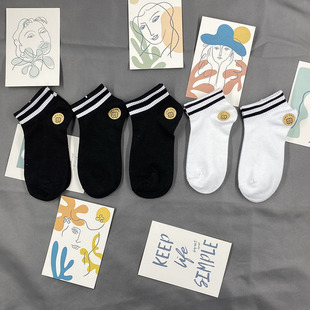 春夏女袜运动棉袜二道杠春秋学院风休闲袜子纯色两条杠全白短筒袜