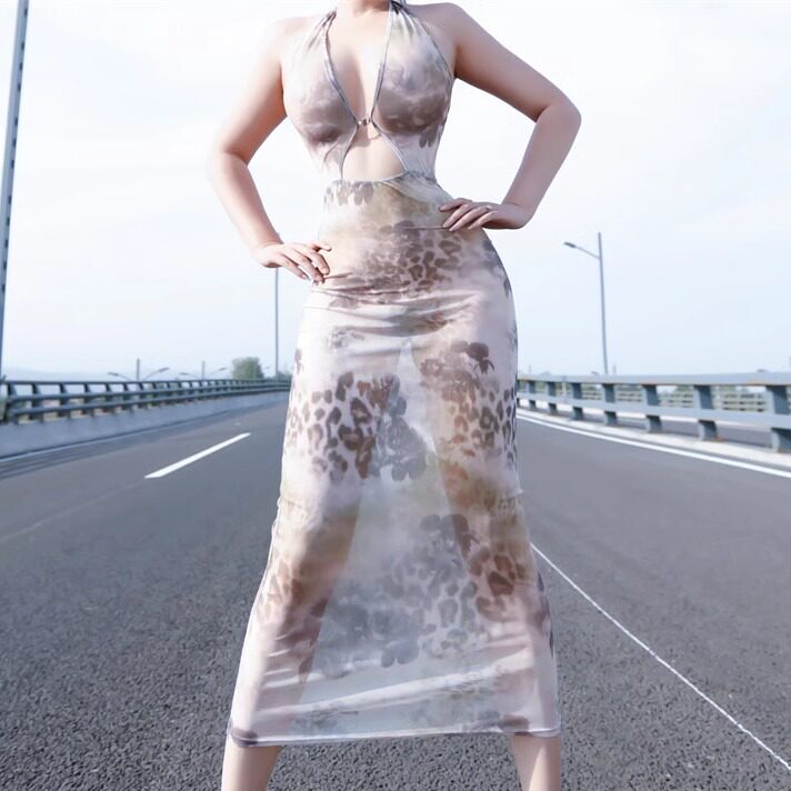 情趣诱惑抹胸连衣裙性感透明透视长裙吊带裙无内衬大露背包臀裙子