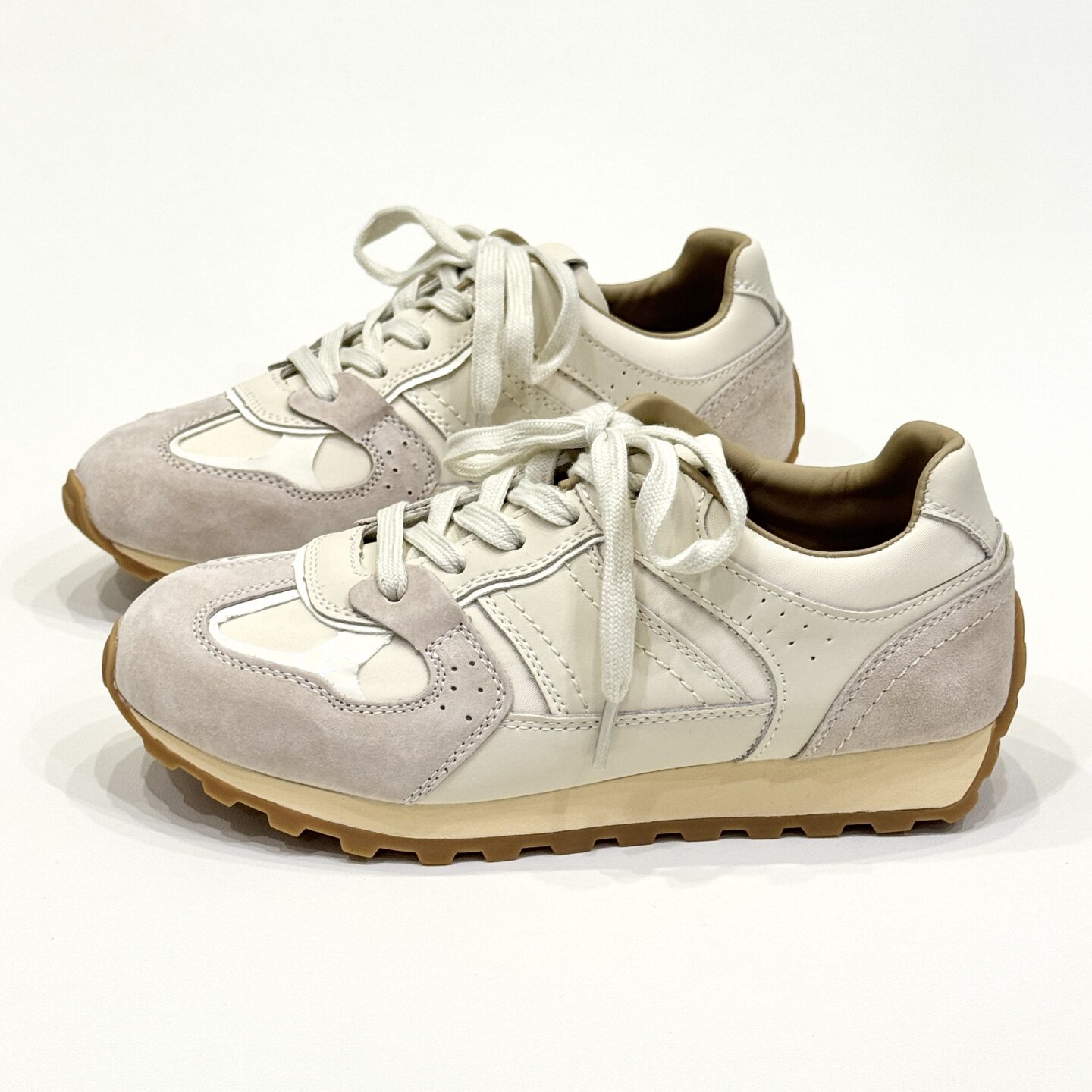 umumni优慕妮真皮休闲运动阿甘德训鞋户外跑步旅游厚底老爹鞋女款