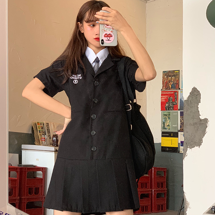 73.80元包邮日系甜美学院风鬼马少女jk连衣裙