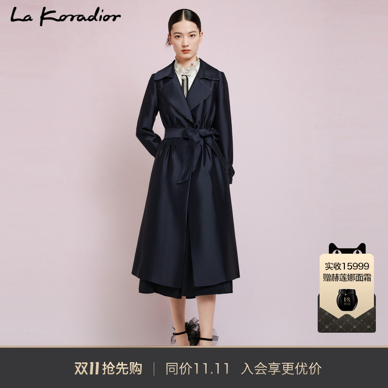 商场风衣外套LaKoradior