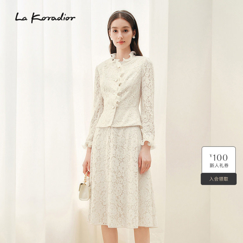 La Koradior拉珂蒂商场同款法式香风短款蕾丝外套女气质上衣2025