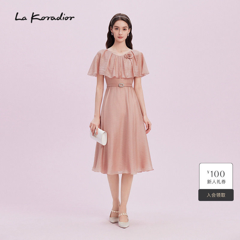 La Koradior拉珂蒂2025商场同款新款披肩斗篷式洋装礼服连衣裙女图片