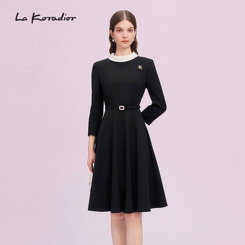 La Koradior拉珂蒂商场同款高腰赫本风气质收腰洋装裙a字连衣裙女