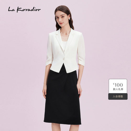 La Koradior拉珂蒂减龄简约2025夏新款商场同款桑蚕丝西服外套女
