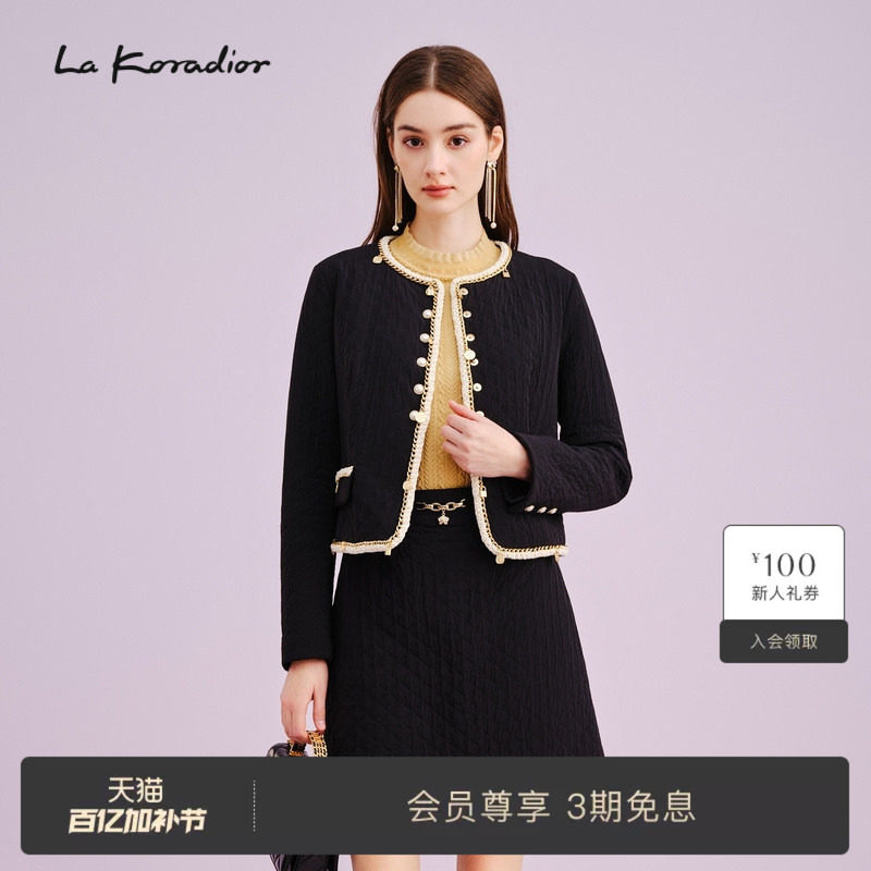La Koradior拉珂蒂商场同款时尚秋季法式单排扣香风短上衣棉外套