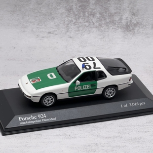 迷你切Minichamps 1/43 保时捷924警车合金车模