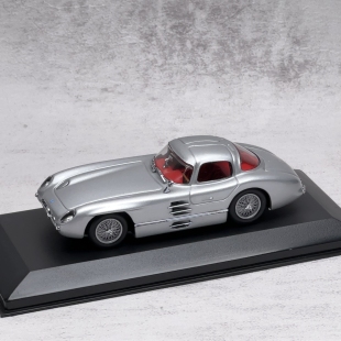 迷你切Minichamps 1/43奔驰300SL coupe合金车模