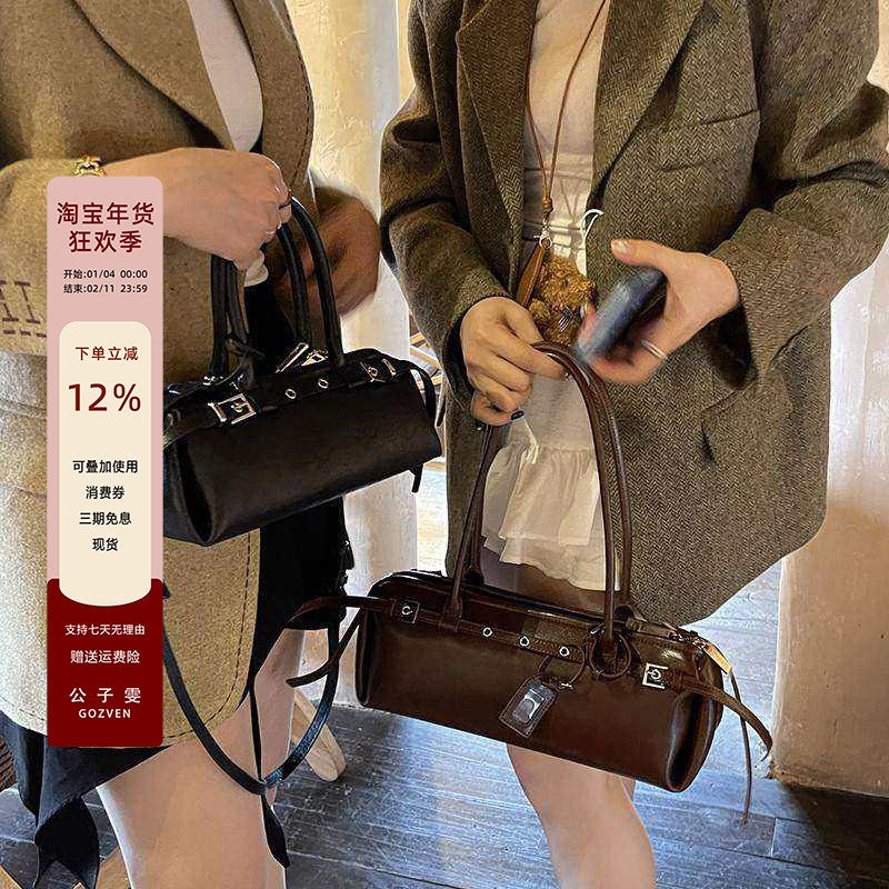 公子雯赵露思腊肠包2025秋新款复古高级机车风手提单肩斜挎法棍包,箱包皮具/热销女包/男包,通用款女包,淘宝优惠券,粉丝福利购,淘宝优惠卷