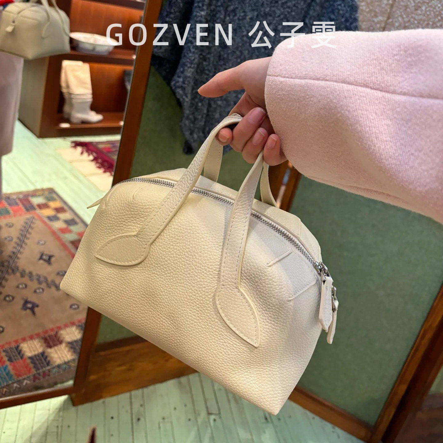 【公子雯】波士顿包2025新款极简头层牛皮白色手提单肩斜挎枕头包