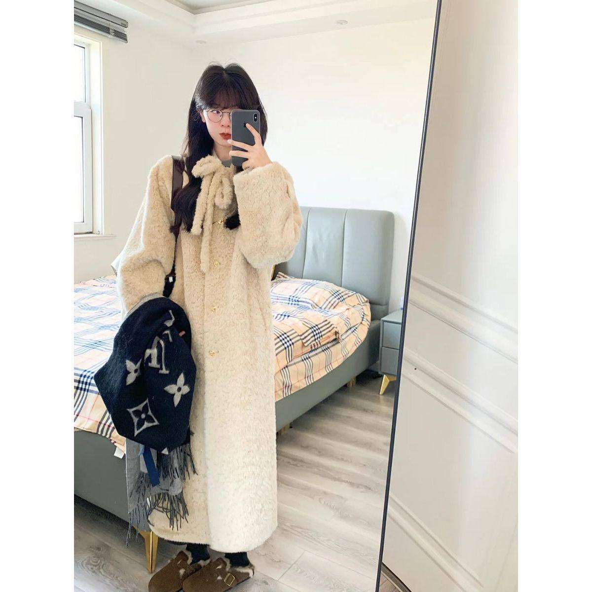 软乎乎可爱毛绒系带羊羔毛外套冬季新款小众慵懒风宽松保暖大衣女