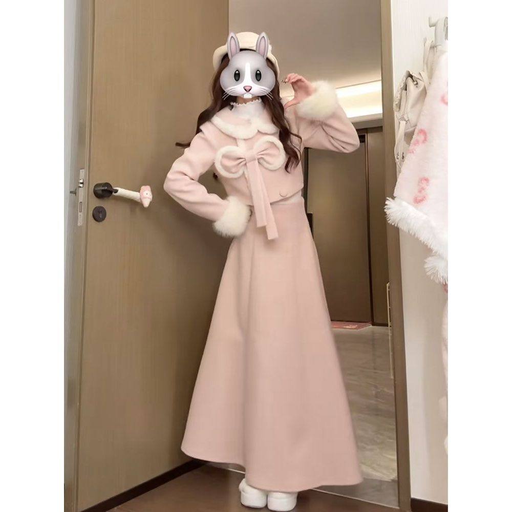 巴黎初雪 2025秋冬甜美浅粉千金感毛毛翻领短款上衣+高腰长裙套装