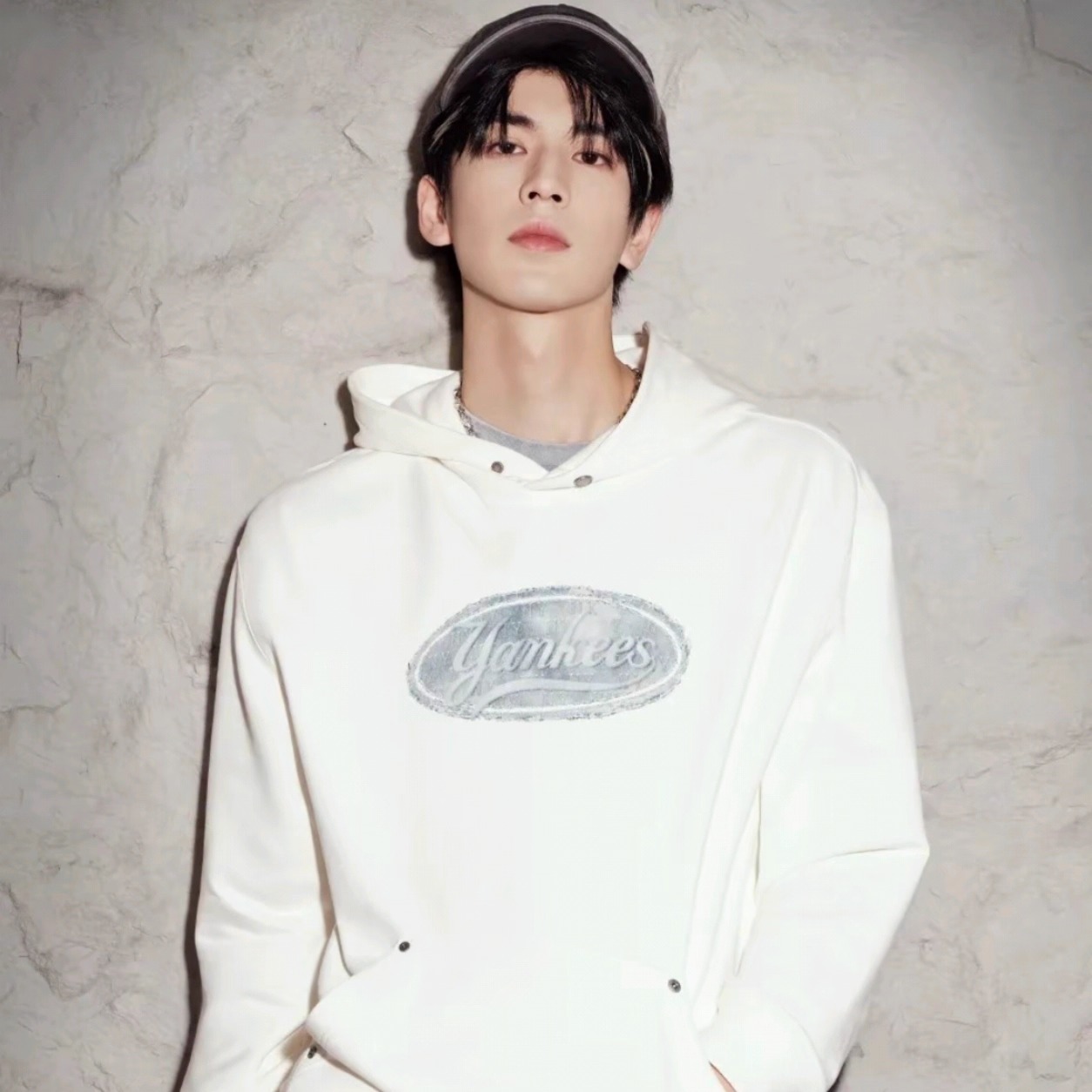 MLB男女防风保暖运动连帽卫衣