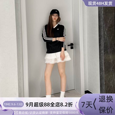 Adidas阿迪达斯三叶草女修身长袖