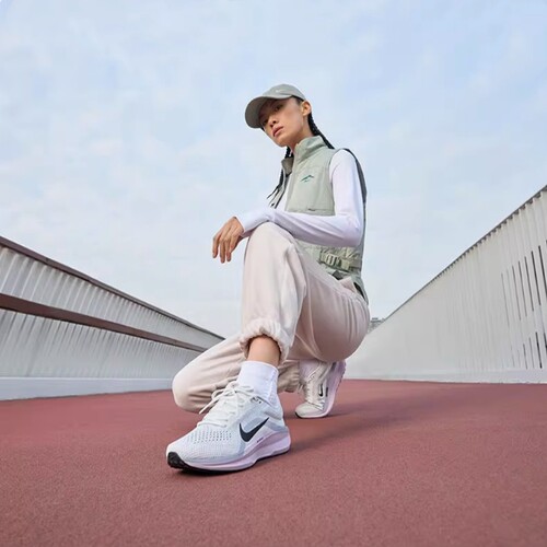 Nike耐克女子公路专业跑步鞋