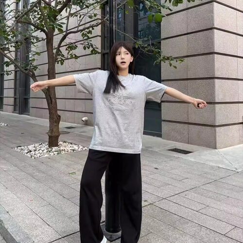 Adidas阿迪达斯三叶草男短袖T恤