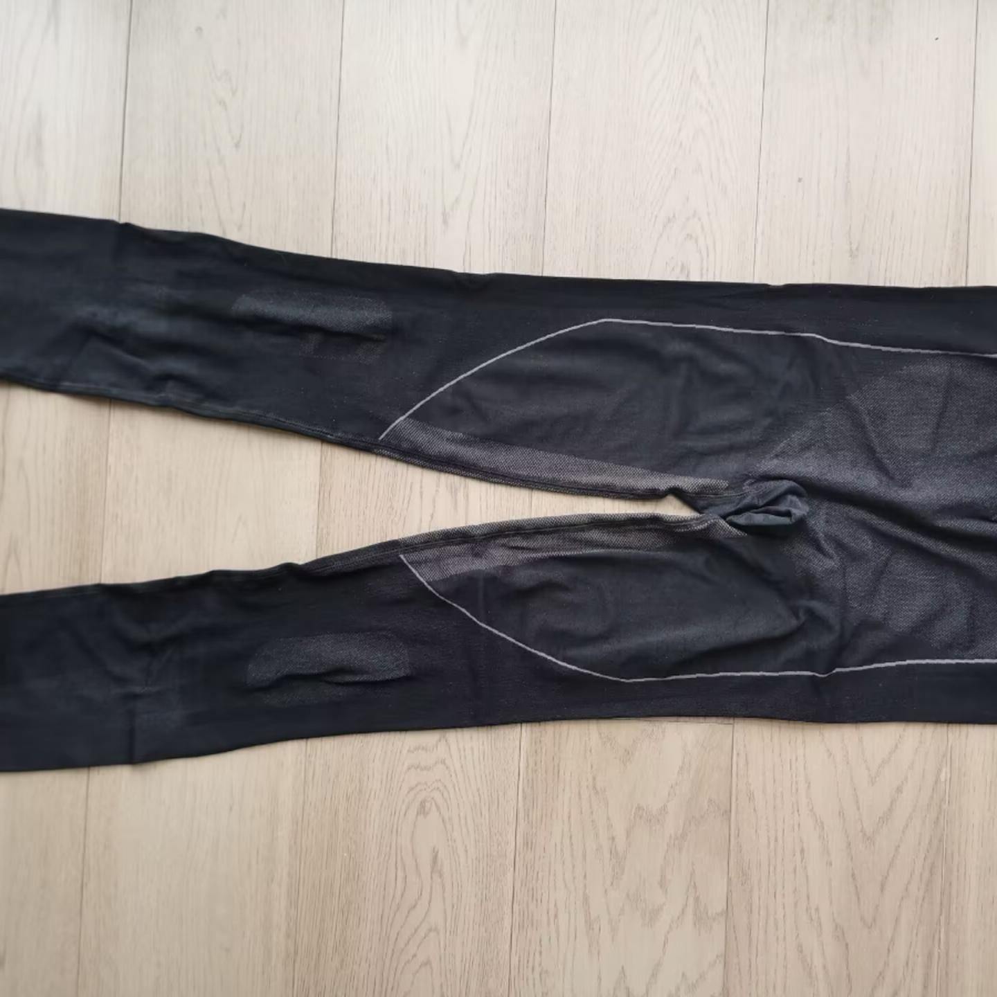 AF01-17编号特价处理瑕疵残次孤品女士户外运动T恤帽衫紧身衣裤等