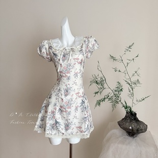 Q女家 新品9折罗曼花序/乖巧千金感娃娃领短袖全棉碎花连衣裙