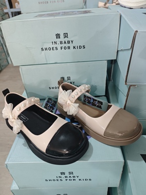 品牌撤柜音贝女童春夏皮鞋公主鞋儿童珍珠蝴蝶中大童方口百搭皮鞋