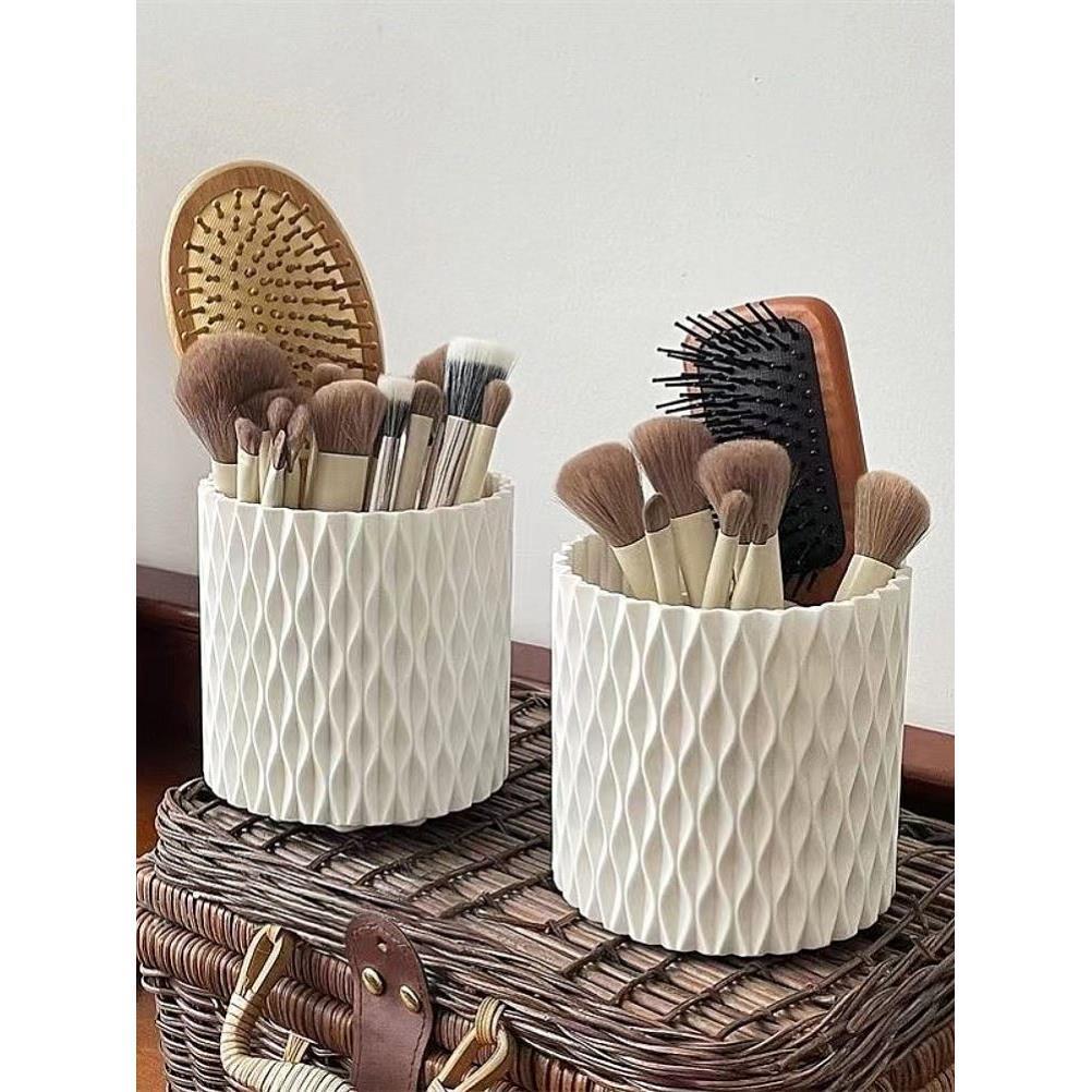 Rotate makeup brush organizer.Desktop storage box Multifunct