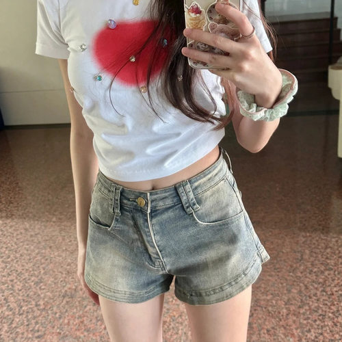 美式高街牛仔短裤女夏季新款做旧设计感小众高腰显瘦辣妹a字热裤