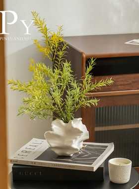 法式复古风蝴蝶花瓶小众设计风个性艺术花器民宿客厅陶瓷工艺摆件