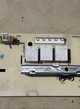 美菱XQG90-28Q1 XQG70-888SXA滚筒洗衣机电脑板主板110201400425