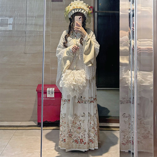 风回小院原创汉洋折衷明制汉服女交领短衫琵琶袖马面裙洛丽塔套装