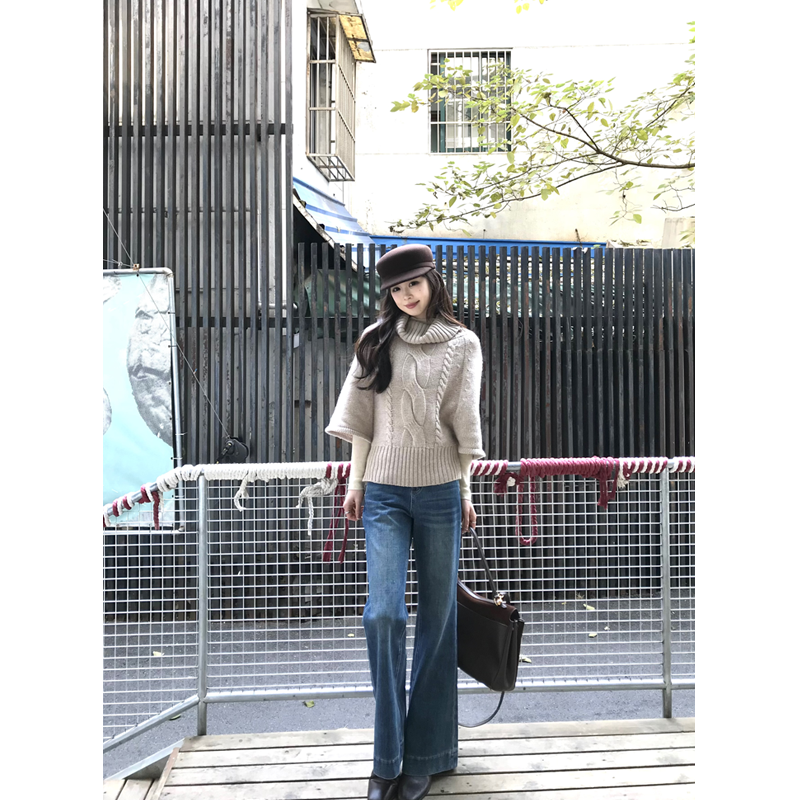 微喇叭牛仔裤女2024秋冬新款高腰