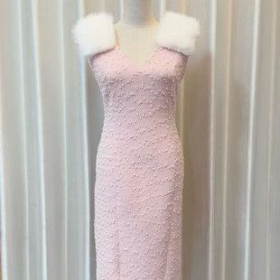 《娇媚小雪狐》纯欲性感深V毛领打底连衣裙女时尚party提花小礼服