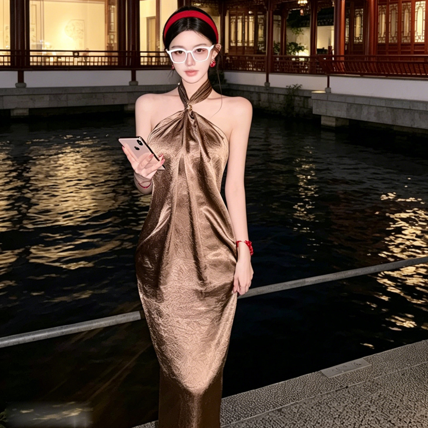 出片高级感裙子轻奢醋酸挂脖连衣裙 纽结设计气质长裙品质缎面裙
