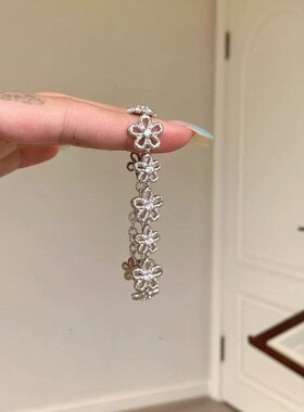 风蕾丝花环手链女气质轻奢花卉造型设计清冷感花朵手饰