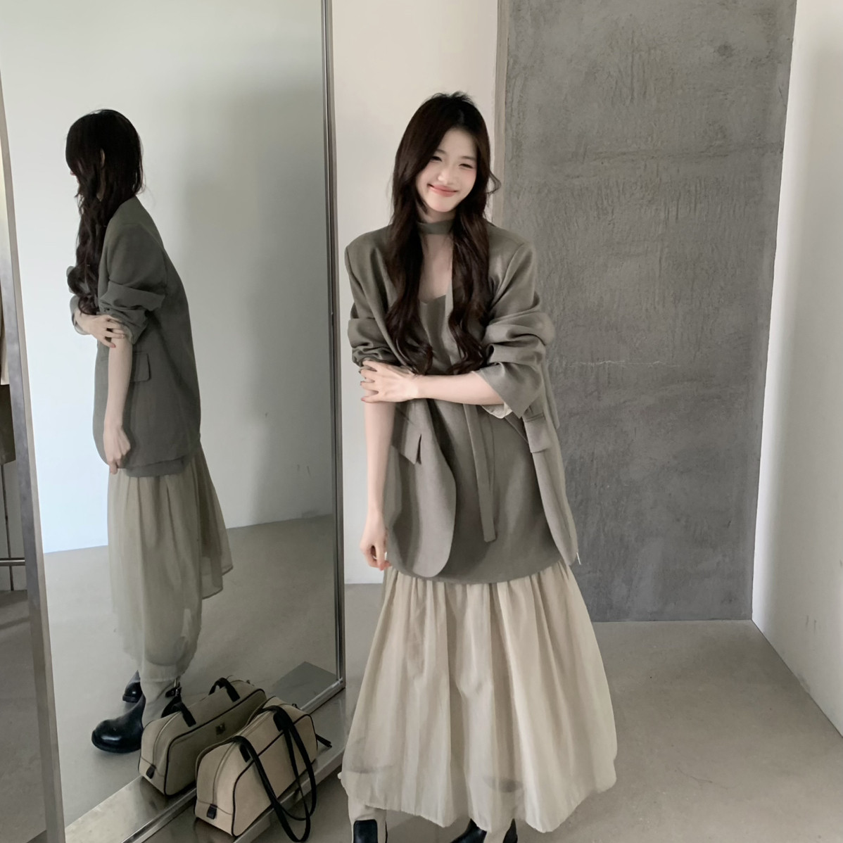 秋上新韩系V领西装吊带裙两件套