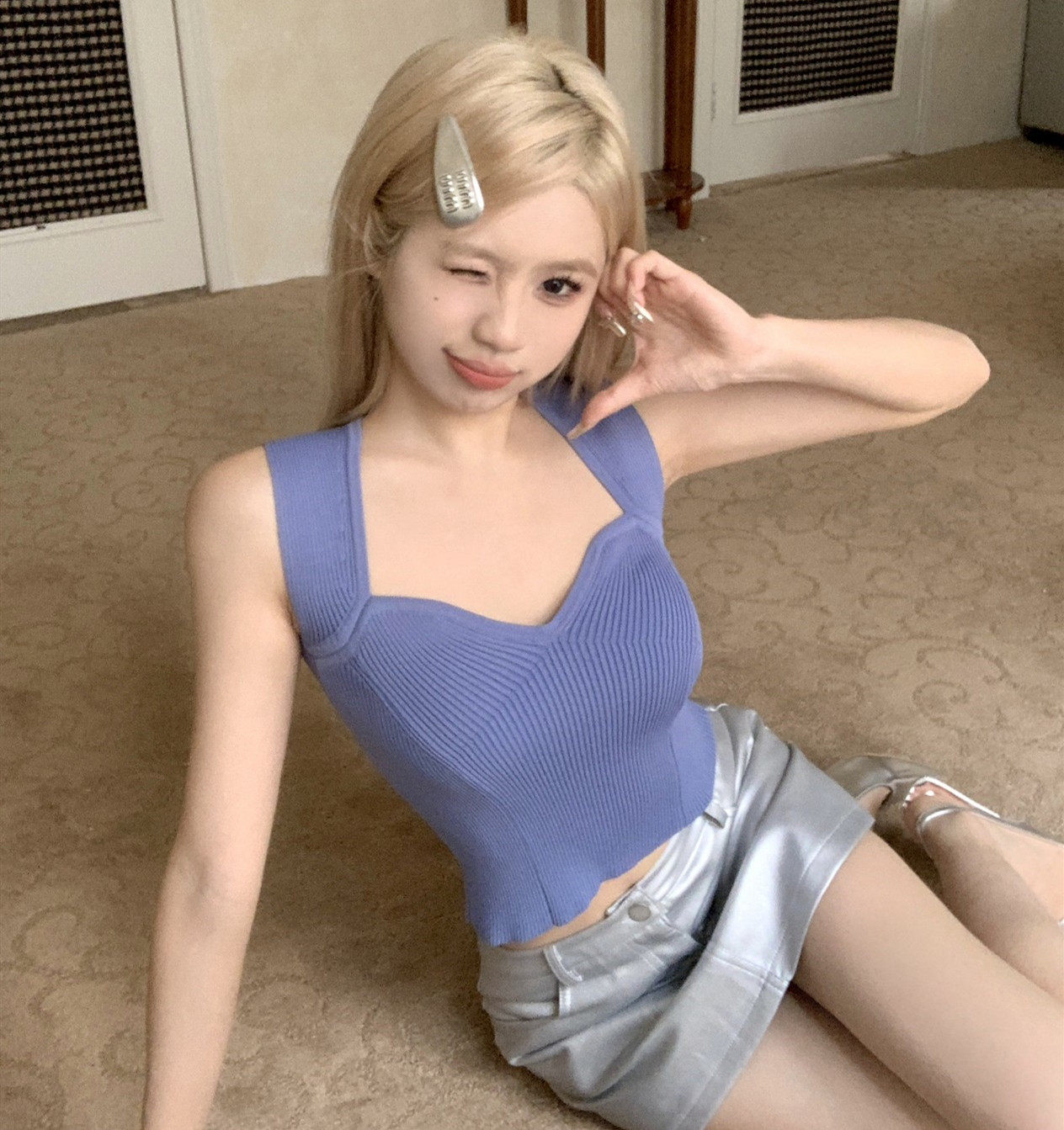 性感甜纯欲辣妹针织吊带背心女夏季新款修身内搭短款蓝色外穿上衣