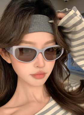 2026小红书复古港风紫色太阳镜女