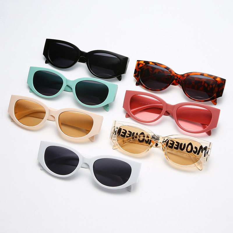 新款复古太阳镜男女欧美个性字母网红装饰墨镜潮圆脸方形大框眼镜