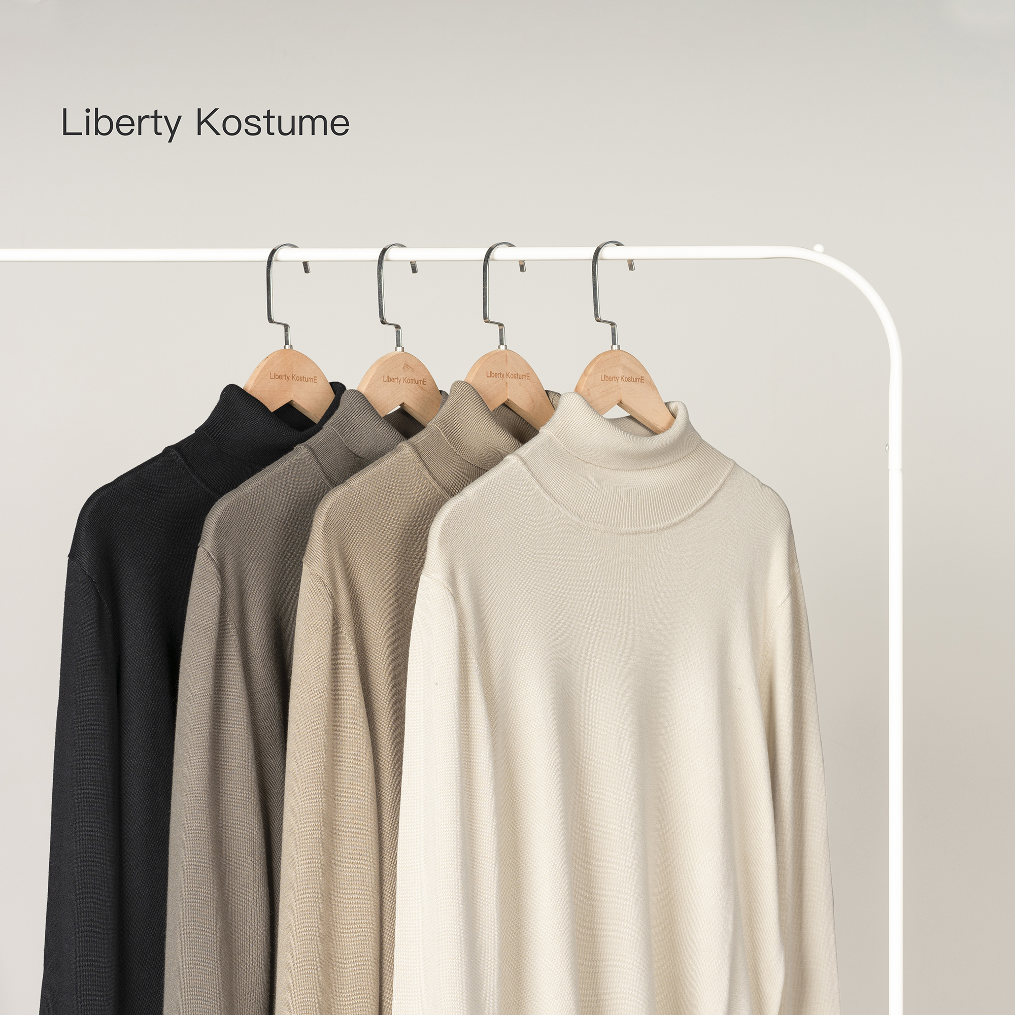 Liberty Kostume 纯色毛衣日系休闲修身潮韩版情侣半高领毛线衣男