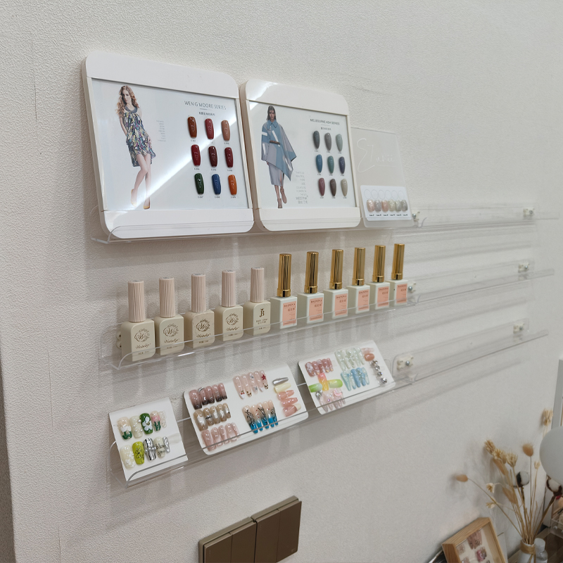 网红美甲胶油穿戴甲沾玻璃美业铺上墙陈列架穿戴甲展示架挂墙
