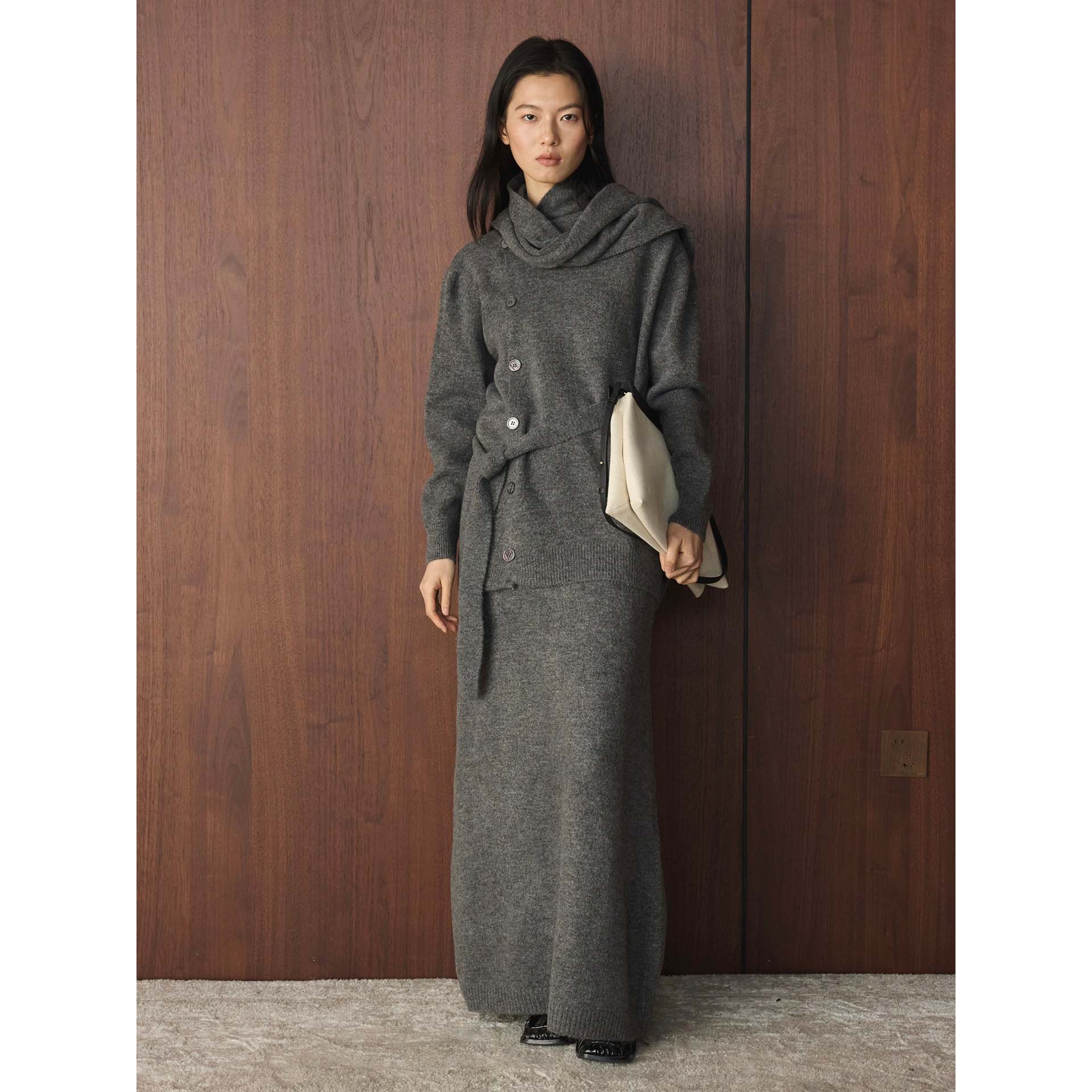 高级舒适针织开衫+半身裙两件套