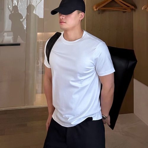 亲肤丝滑细密防透软糯T恤男