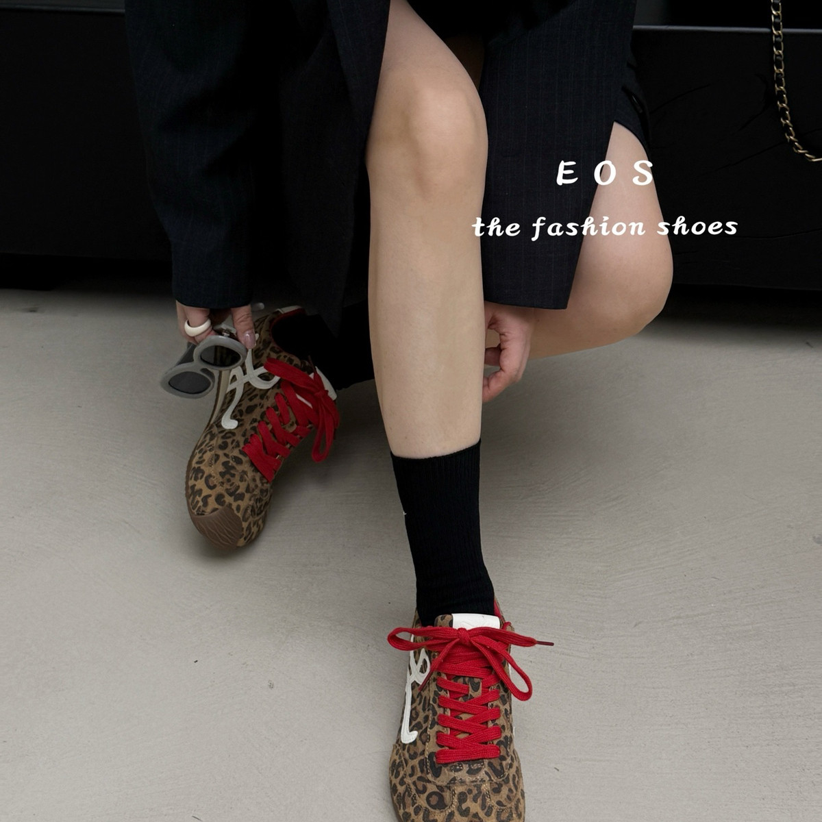 EOS-秋款上新时尚潮流平底耐磨轻便透气休闲鞋9210-38Q