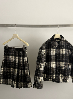 ins小屋-冬上新压褶设计感格纹半身裙85128