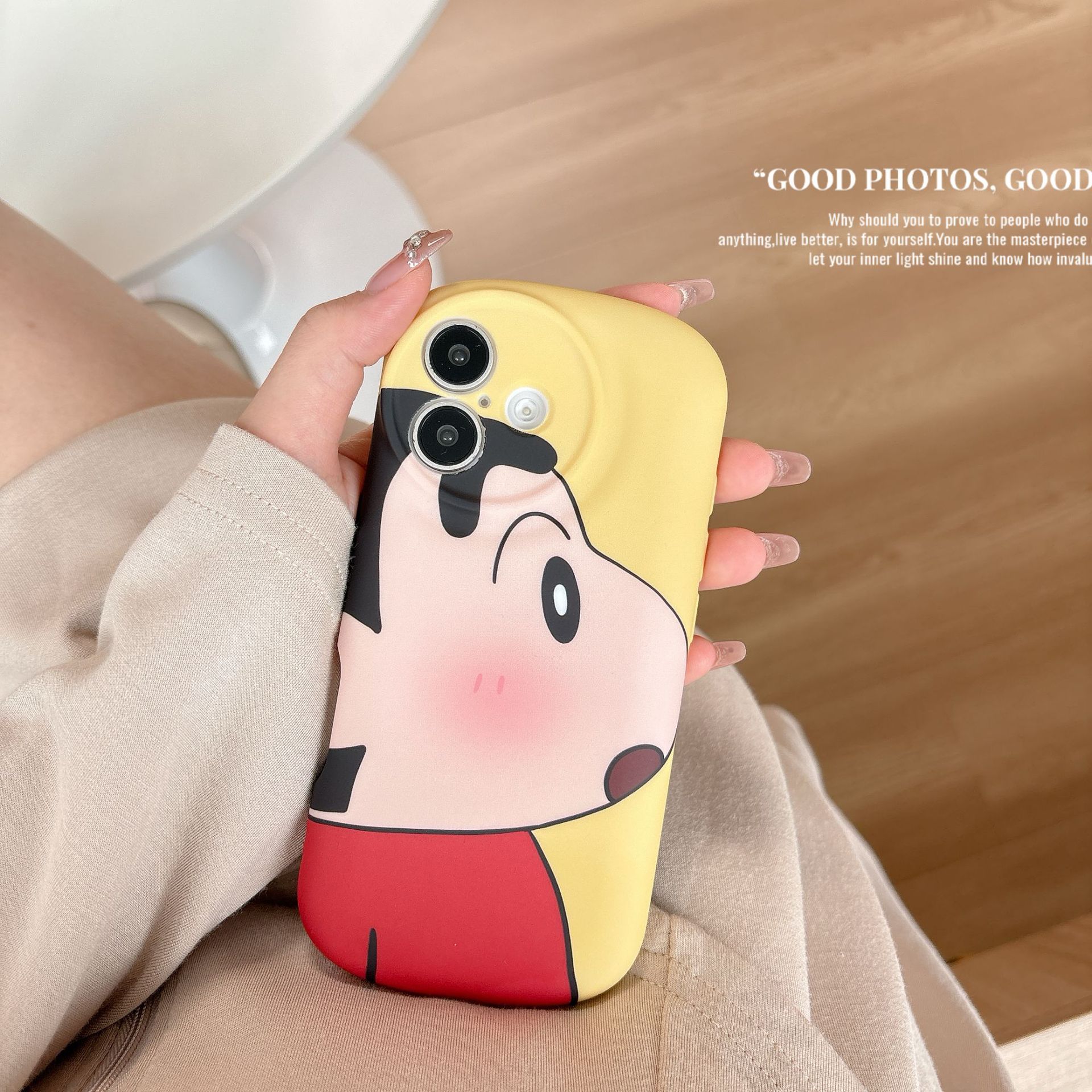 可爱大脸小新适用iPhone16pro max苹果15手机壳14/13椭圆磨砂