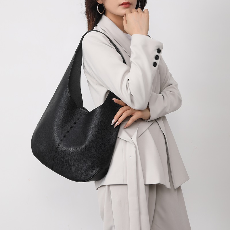 官网COALIEA&KAEFLI软皮托特包女